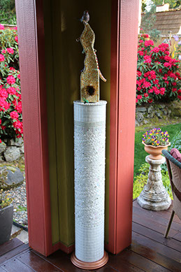 Vicki in Vickiworld Mosaic Studio